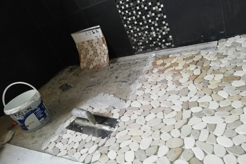 Pose de revêtement de sol carrelage et parquet